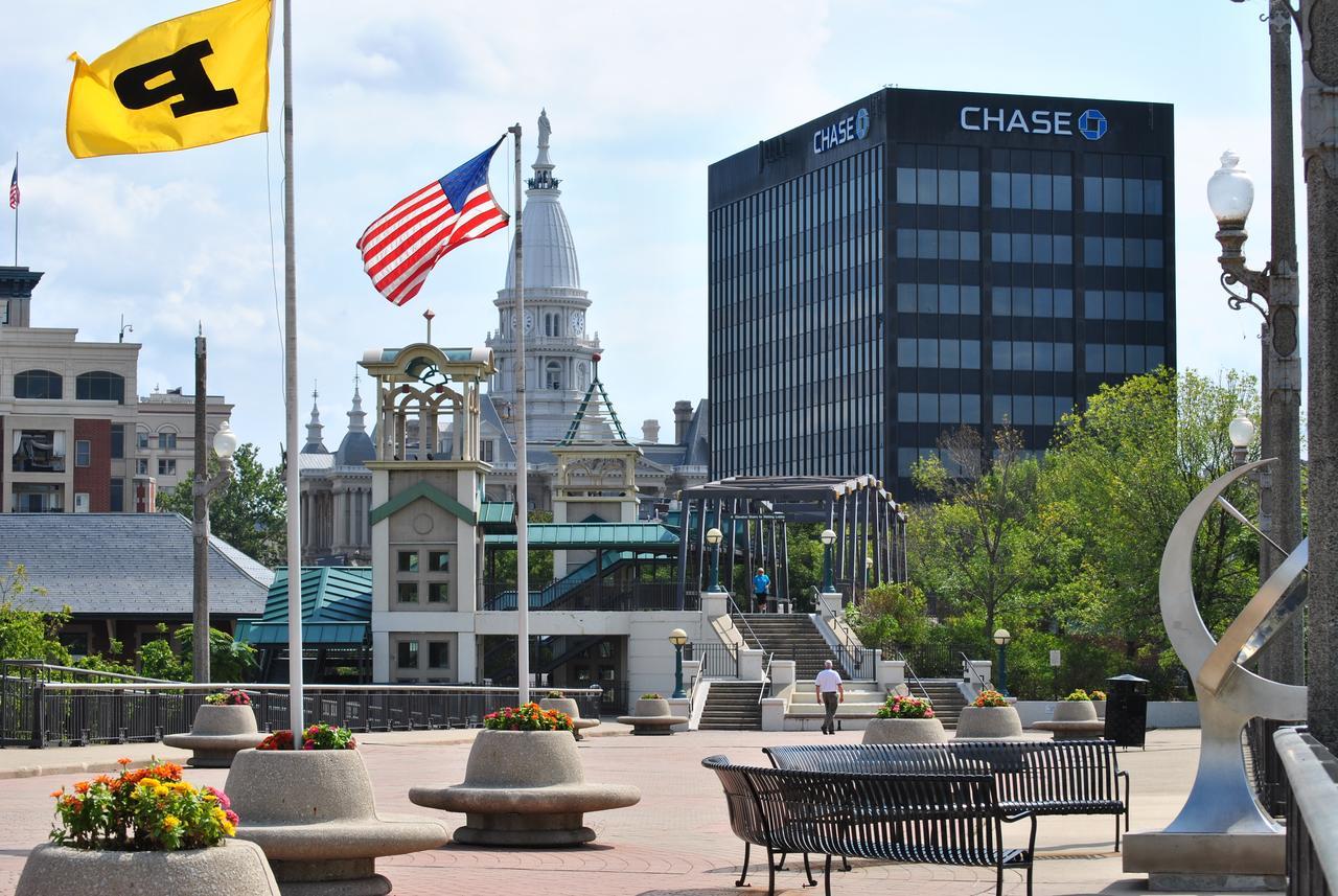 Union Club Hotel Purdue เวสต์ลาฟาแยต ภายนอก รูปภาพ